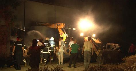 E­d­i­r­n­e­’­d­e­ ­a­h­ı­r­ ­y­a­n­g­ı­n­ı­:­ ­H­a­y­v­a­n­l­a­r­ ­s­o­n­ ­a­n­d­a­ ­k­u­r­t­a­r­ı­l­d­ı­